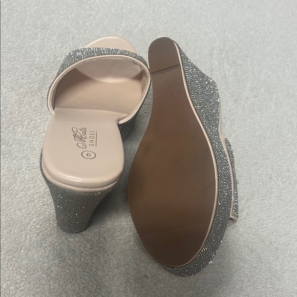 Abata Silver Glitter Platform Wedge Heels - Picture 6 of 7